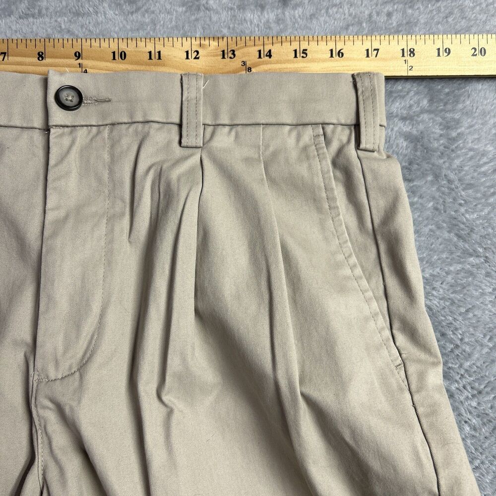 Croft & Barrow Chino Pants Men's 32x34 Beige Classic Fit Khaki Pleated Cotton - Picture 5 of 16